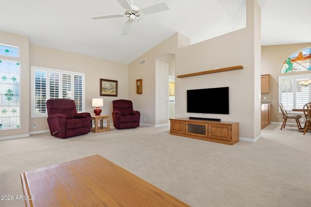 8306 W TONTO Lane, Peoria, AZ 85382