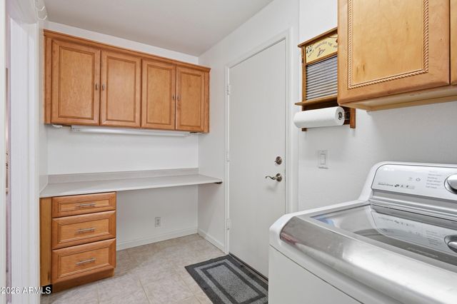 8306 W TONTO Lane, Peoria, AZ 85382