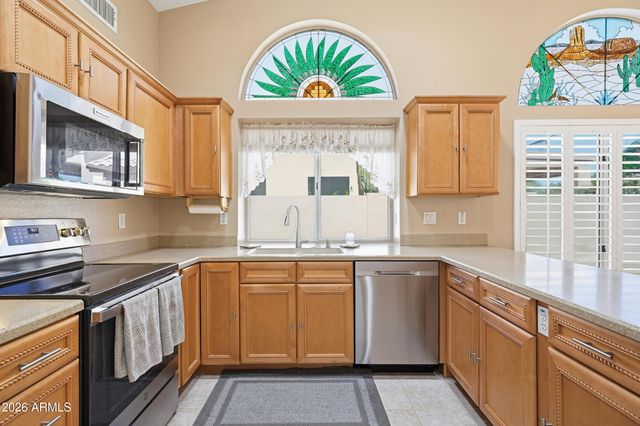 8306 W TONTO Lane, Peoria, AZ 85382