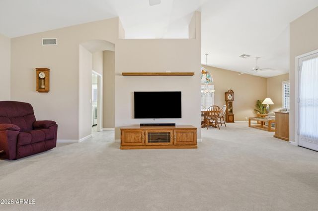 8306 W TONTO Lane, Peoria, AZ 85382