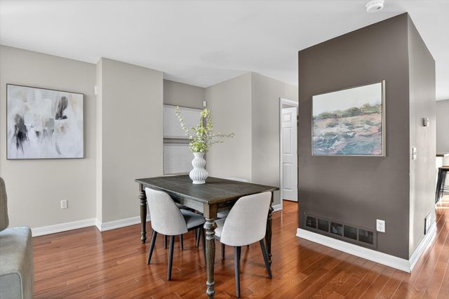 3031 Barclay Way, Ann Arbor, MI 48105