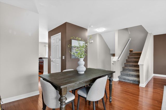 3031 Barclay Way, Ann Arbor, MI 48105