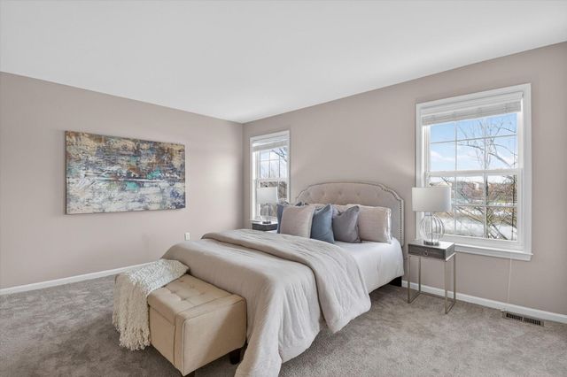 3031 Barclay Way, Ann Arbor, MI 48105