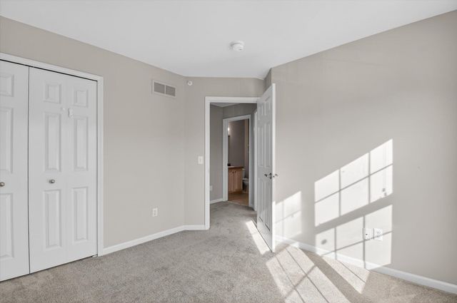 3031 Barclay Way, Ann Arbor, MI 48105