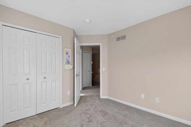 3031 Barclay Way, Ann Arbor, MI 48105