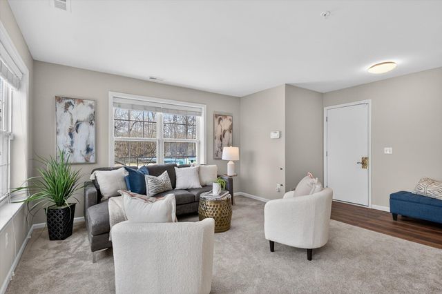 3031 Barclay Way, Ann Arbor, MI 48105