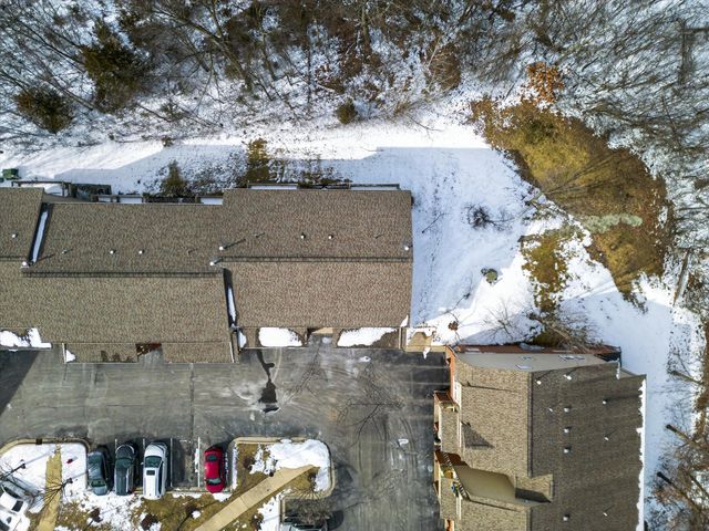 3031 Barclay Way, Ann Arbor, MI 48105