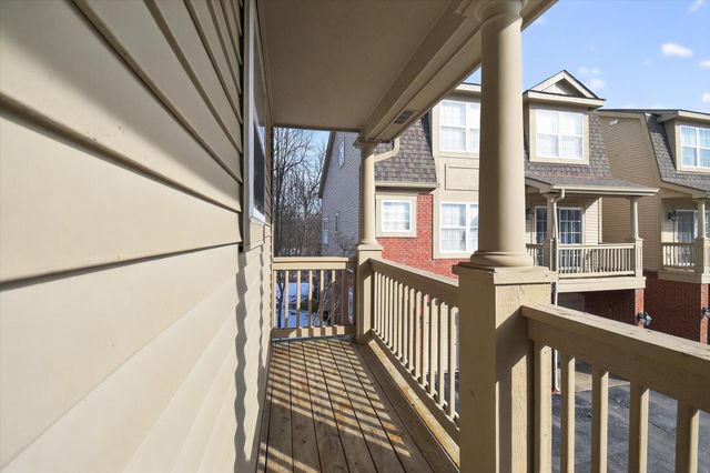 3031 Barclay Way, Ann Arbor, MI 48105