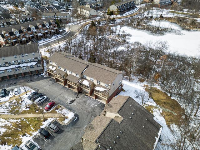 3031 Barclay Way, Ann Arbor, MI 48105