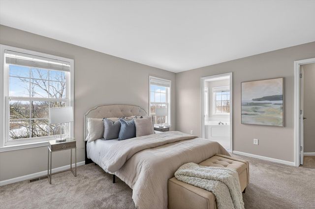 3031 Barclay Way, Ann Arbor, MI 48105