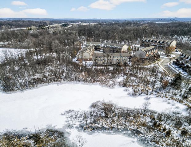 3031 Barclay Way, Ann Arbor, MI 48105