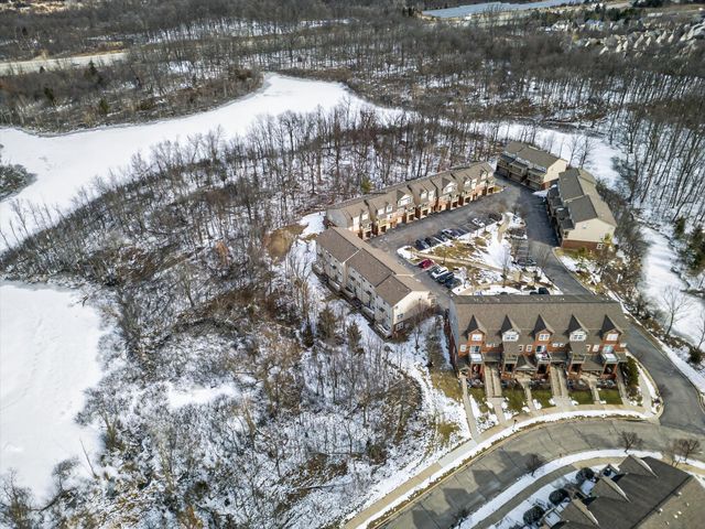 3031 Barclay Way, Ann Arbor, MI 48105