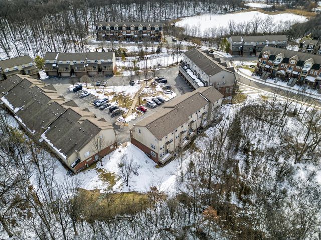 3031 Barclay Way, Ann Arbor, MI 48105