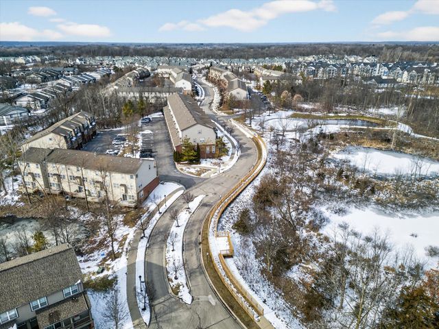 3031 Barclay Way, Ann Arbor, MI 48105