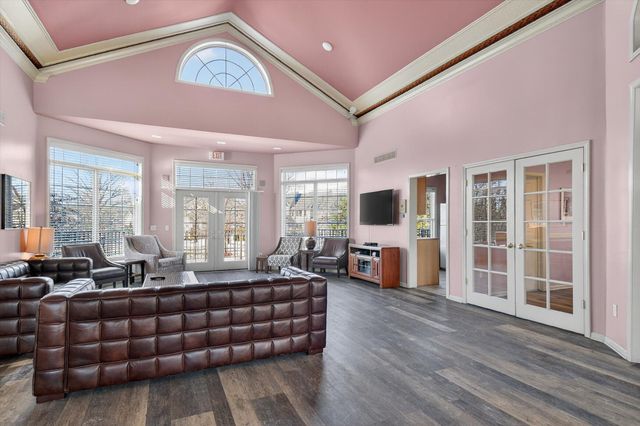 3031 Barclay Way, Ann Arbor, MI 48105