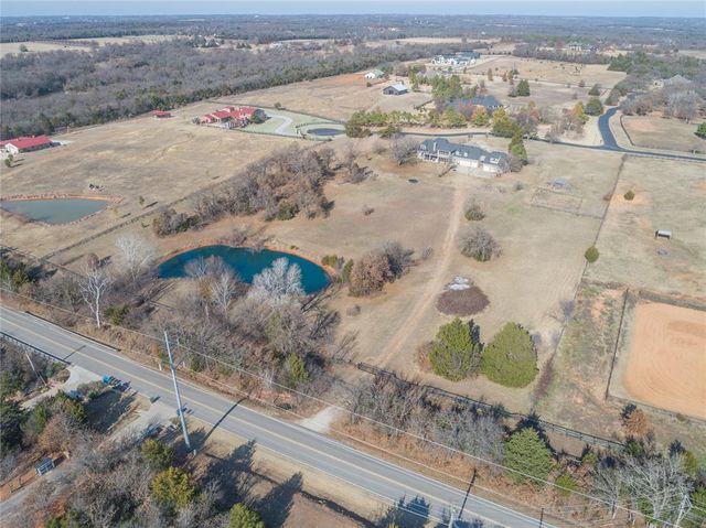 10800 Sorentino Drive, Arcadia, OK 73007