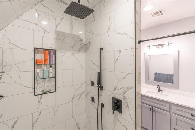 10800 Sorentino Drive, Arcadia, OK 73007