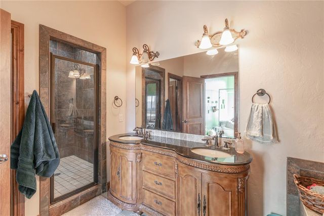 10800 Sorentino Drive, Arcadia, OK 73007