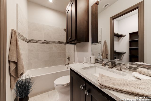 42 Via Aragon, San Antonio, TX 78257