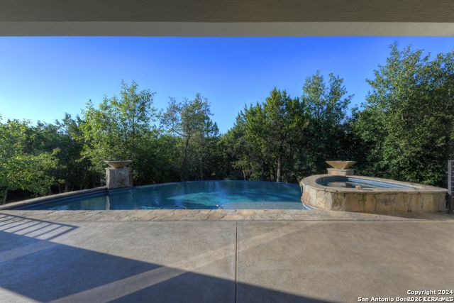 42 Via Aragon, San Antonio, TX 78257