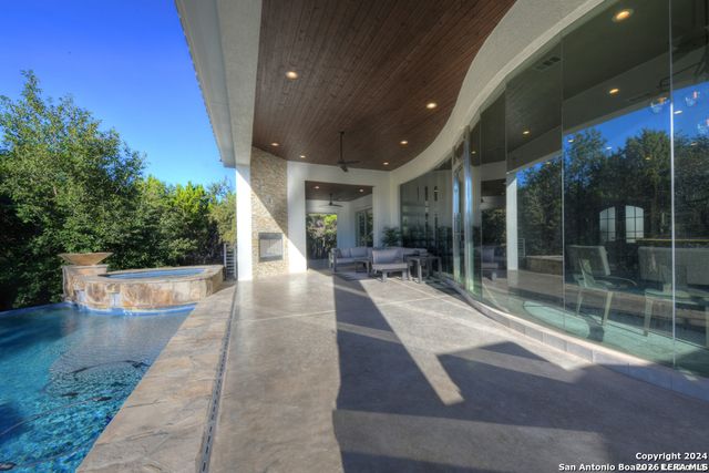 42 Via Aragon, San Antonio, TX 78257