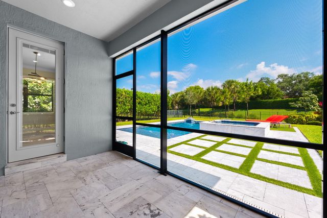 4688 E Pinehurst Trl Trail E, Oakland Park, FL 33309