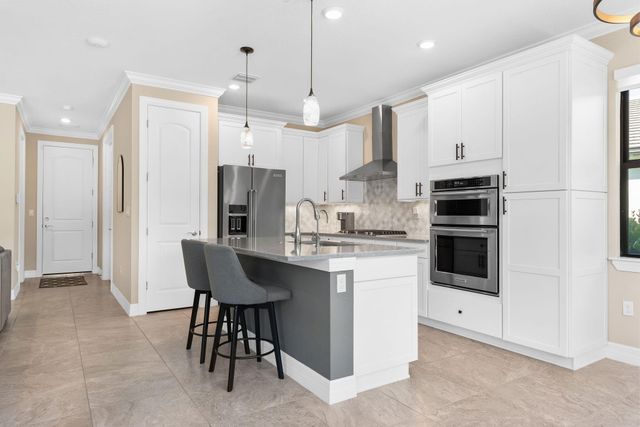4688 E Pinehurst Trl Trail E, Oakland Park, FL 33309
