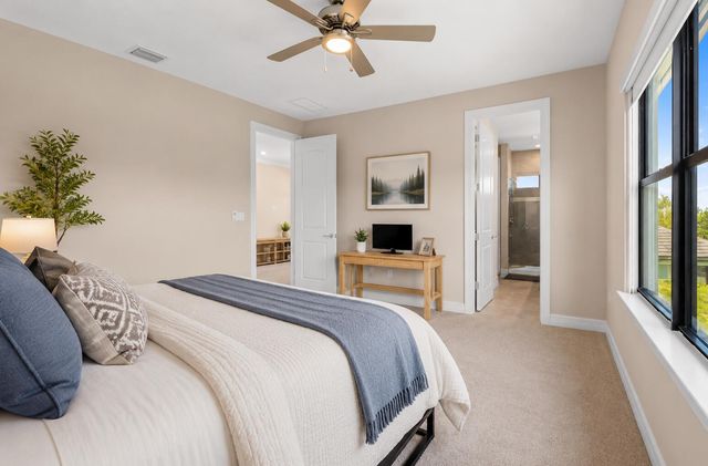 4688 E Pinehurst Trl Trail E, Oakland Park, FL 33309