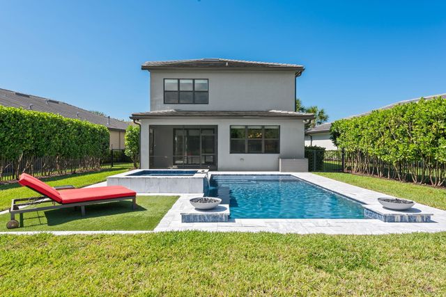 4688 E Pinehurst Trl Trail E, Oakland Park, FL 33309