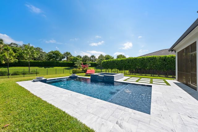 4688 E Pinehurst Trl Trail E, Oakland Park, FL 33309