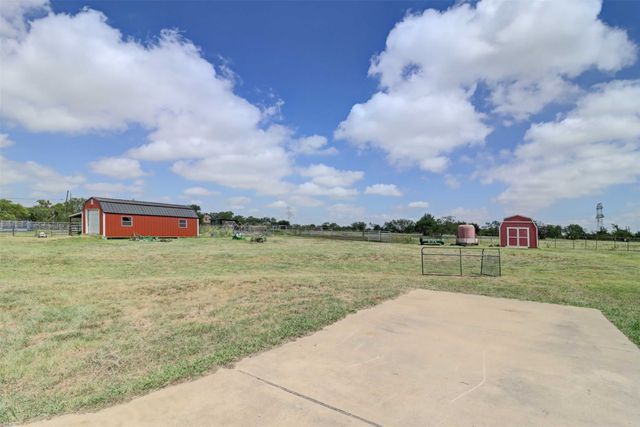 628 County Road 903, Cleburne, TX 76033