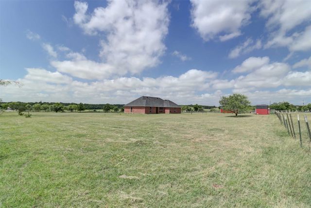 628 County Road 903, Cleburne, TX 76033