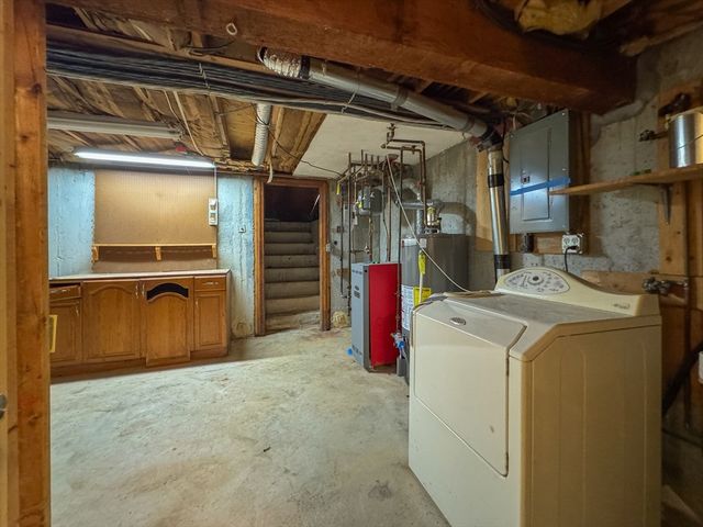 3 Lydon Ln A1, Halifax, MA 02338