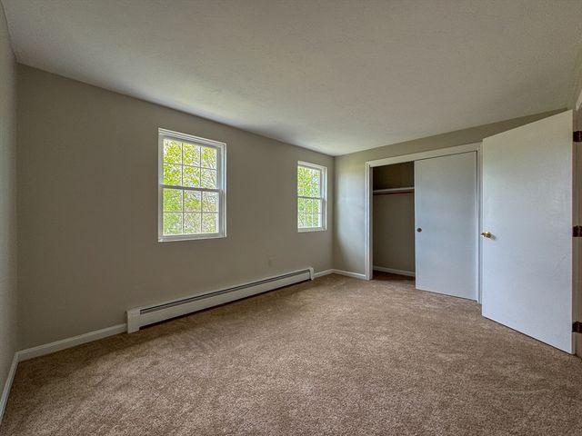 3 Lydon Ln A1, Halifax, MA 02338