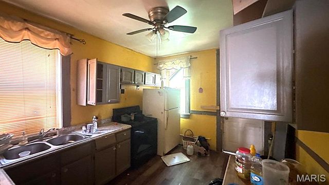 3502 Cora Avenue, St Louis, MO 63115