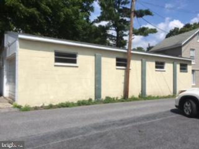 376 LINCOLN WAY E, Chambersburg, PA 17201