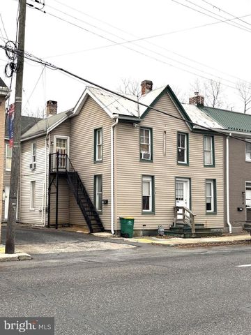 376 LINCOLN WAY E, Chambersburg, PA 17201