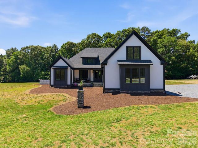 8815 Bringle Ferry Road, Salisbury, NC 28146