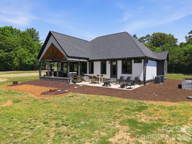 8815 Bringle Ferry Road, Salisbury, NC 28146