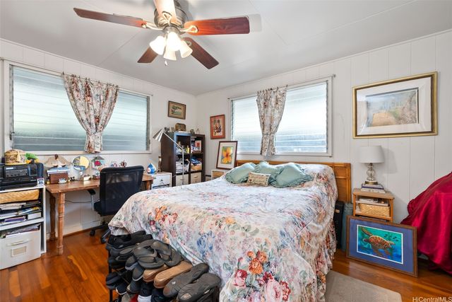 306 Moomuku Place, Honolulu, HI 96821