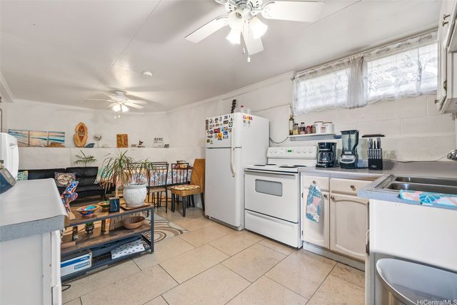 306 Moomuku Place, Honolulu, HI 96821