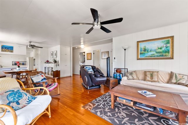 306 Moomuku Place, Honolulu, HI 96821