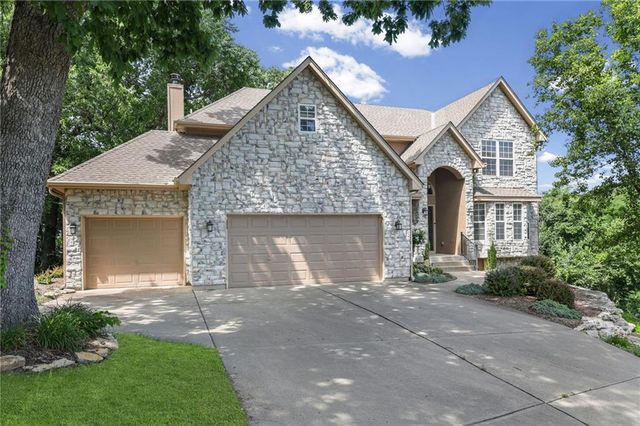22808 E 28th Street Court, Blue Springs, MO 64015