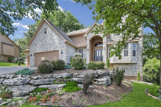 22808 E 28th Street Court, Blue Springs, MO 64015