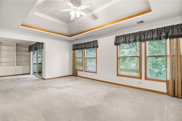 22808 E 28th Street Court, Blue Springs, MO 64015