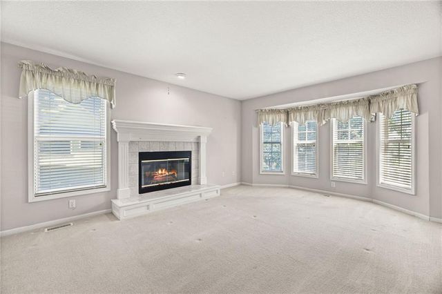 22808 E 28th Street Court, Blue Springs, MO 64015
