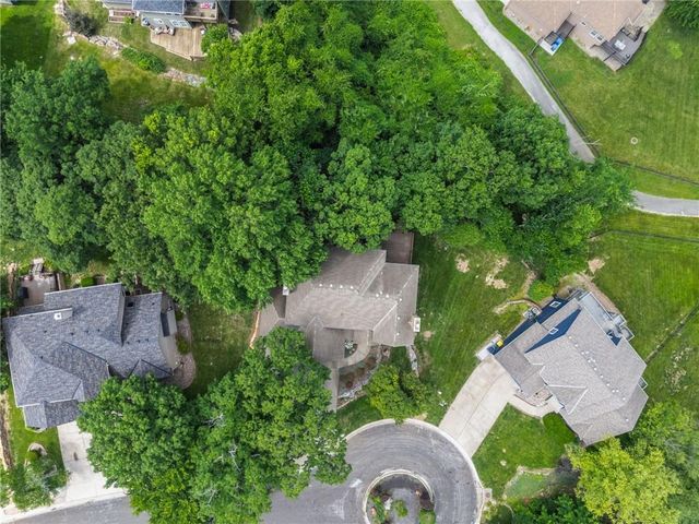 22808 E 28th Street Court, Blue Springs, MO 64015