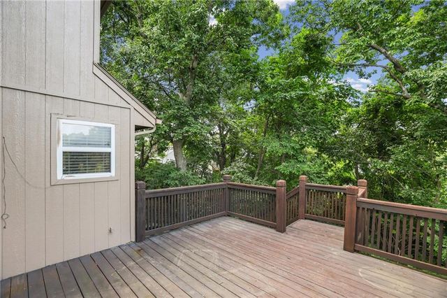 22808 E 28th Street Court, Blue Springs, MO 64015