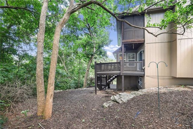 22808 E 28th Street Court, Blue Springs, MO 64015