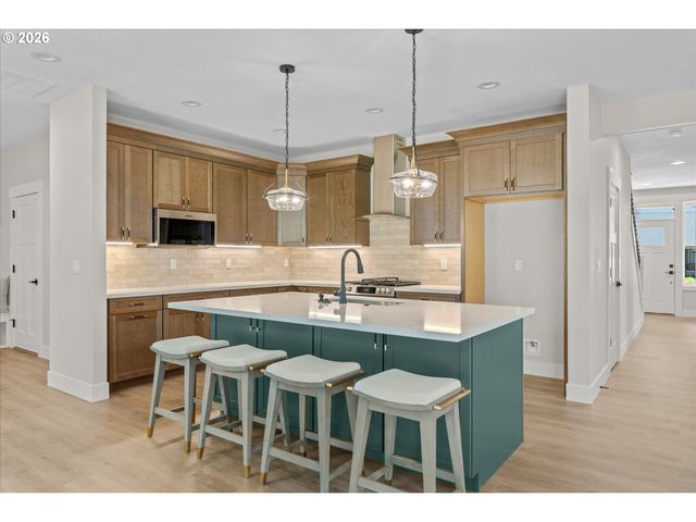 19139 Sw ELLERSON St, Beaverton, OR 97078